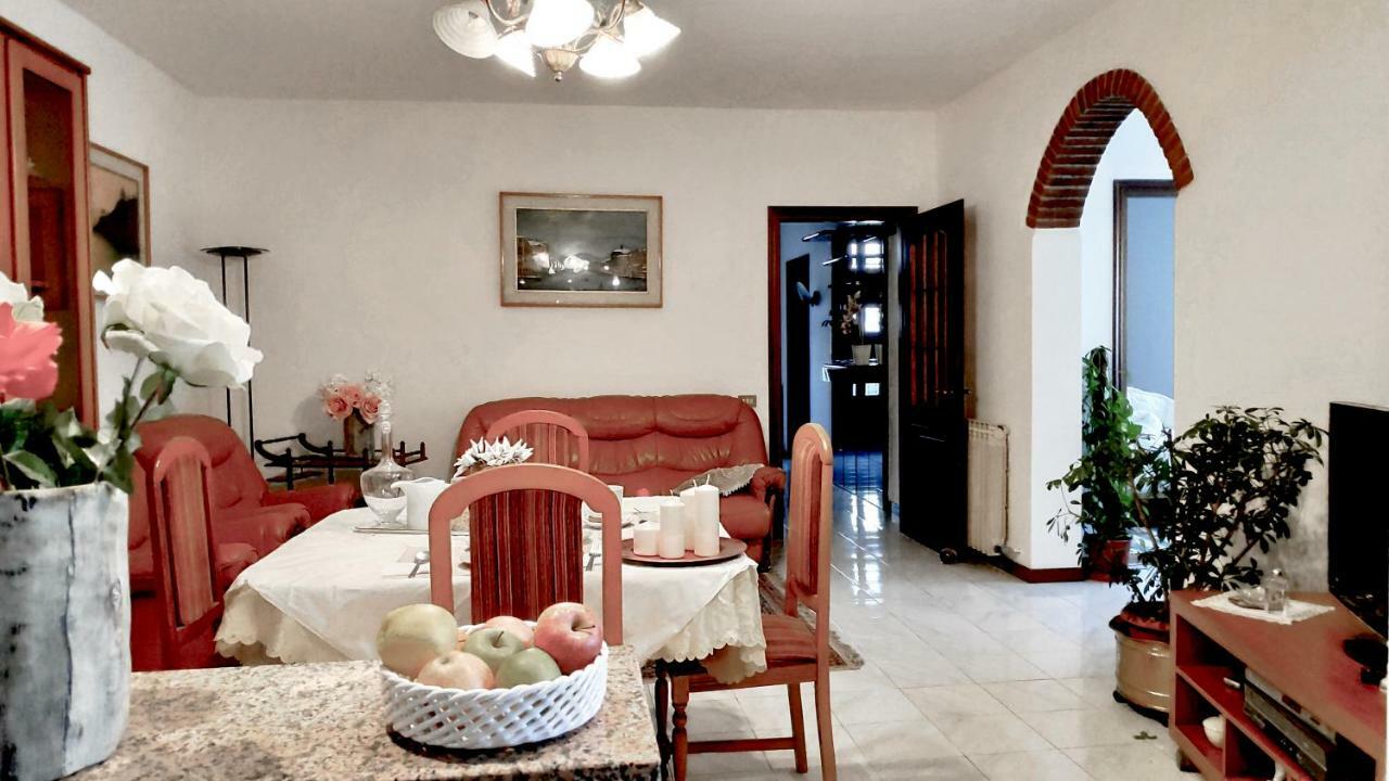 Casa Lory Apartment Mestre Bagian luar foto